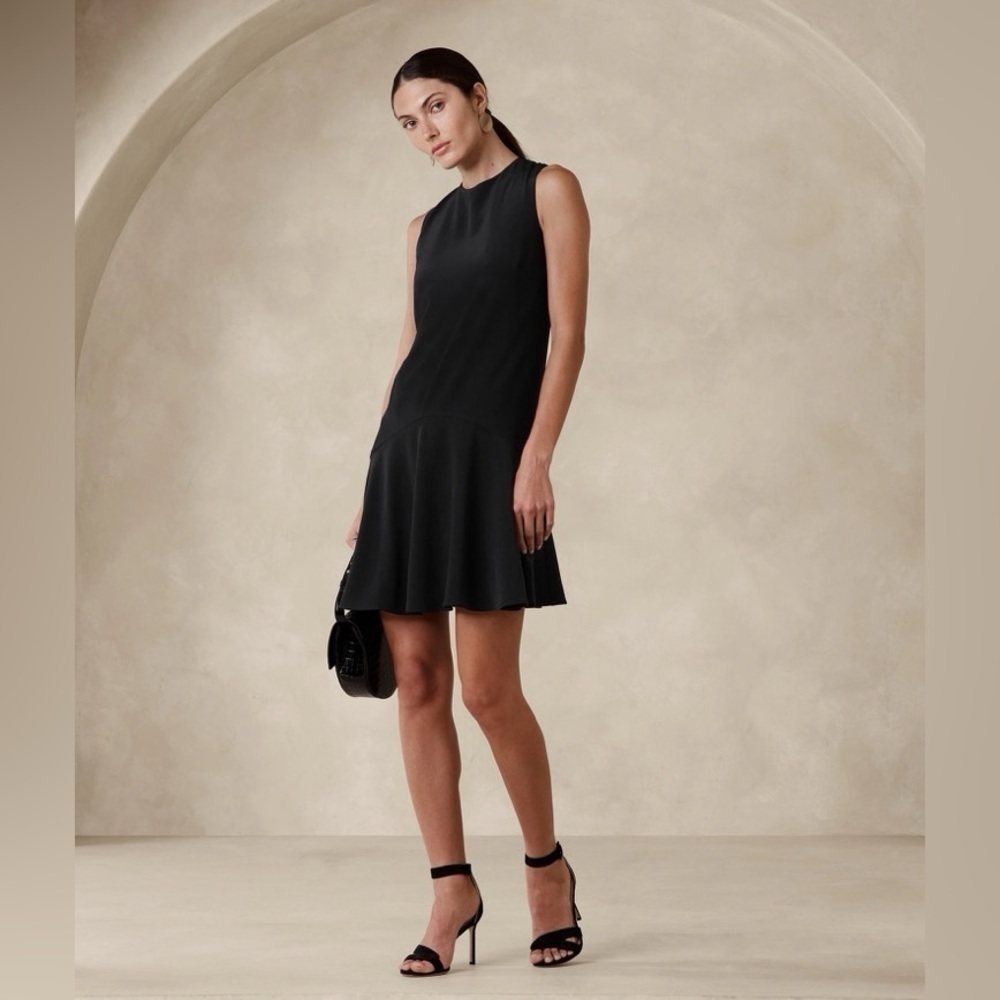 NWT! Banana Republic Black Penelope Crepe Mini Dress - 817302 🌅5️⃣